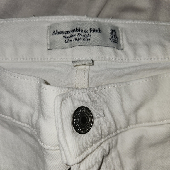 Ultra high rise, Slim straight, Curve love, White Abercrombie Jeans - Picture 5 of 9